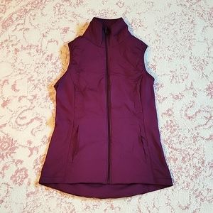 Lululemon Run for Cold Vest Plum